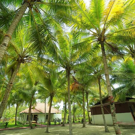 Regant Lake Village, Kollam. Chavara Eksteriør bilde