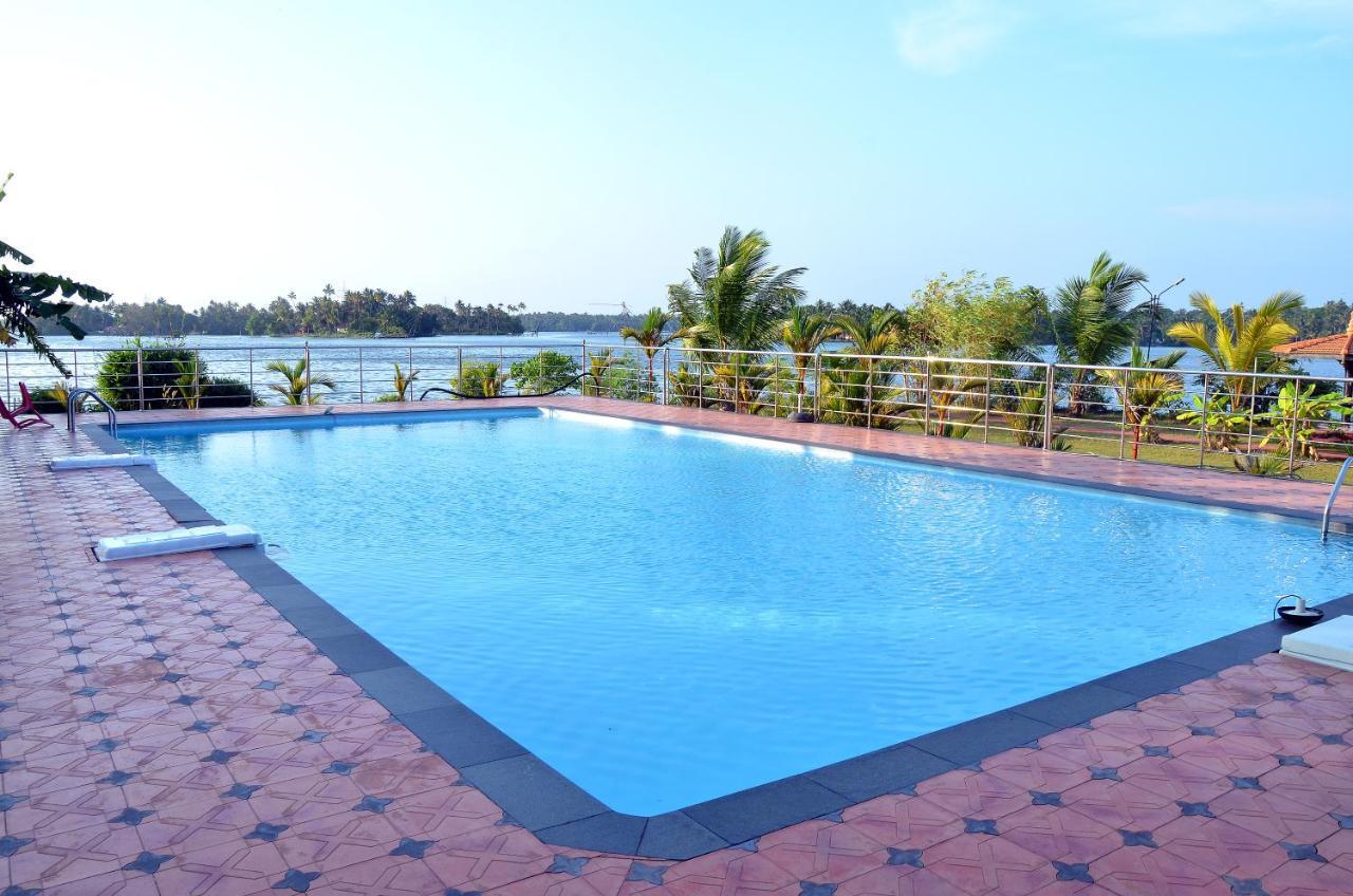 Regant Lake Village, Kollam. Chavara Eksteriør bilde