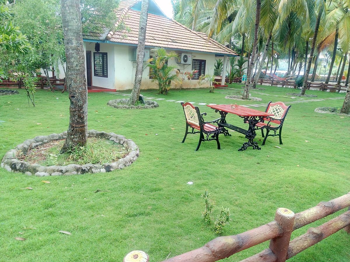 Regant Lake Village, Kollam. Chavara Eksteriør bilde